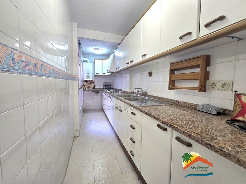 Foto 0d31c896-f358-4dbb-a26e-dfee3630afdc. Pis amb xemeneia a Centre Lloret de Mar
