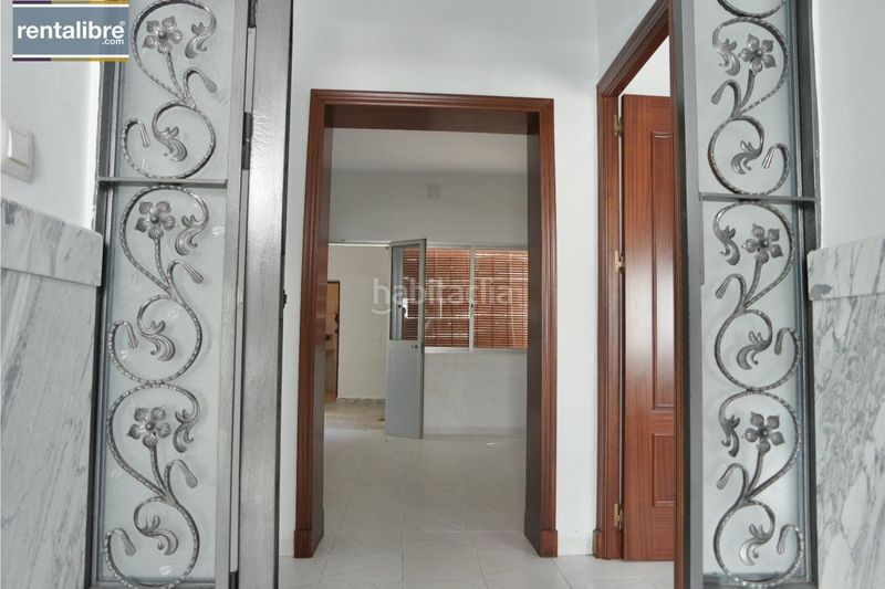 Foto d7a99609-bc77-4f72-9d5e-b5222748b67c. Casa a Trebujena