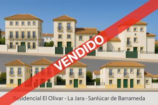 Casa aparellada a V Centenario-Piletas-Capuchinos. Se el primero en estrenarla increible pero cierto!!. estupenda v
