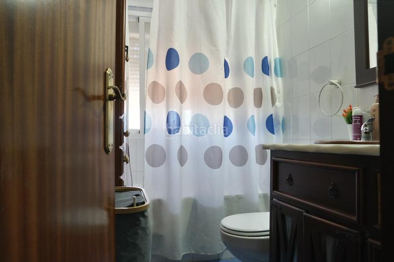 Foto 7f541b15-72cb-43b5-b603-b894d8de0cfb. Piso fantastico y gran piso de vpo con garaje en El Pino-Bajo de Guía Sanlúcar de Barrameda