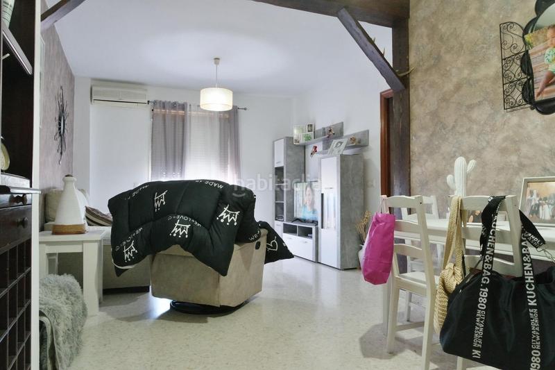 Foto b2eaab0e-30bc-4131-97dc-21daeb2a0938. Piso fantastico y gran piso de vpo con garaje en El Pino-Bajo de Guía Sanlúcar de Barrameda