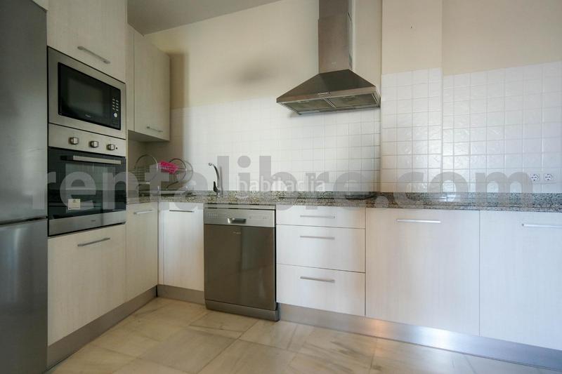 Foto 7fb2e7b5-932c-4b5c-82aa-5fd668a9a6d9. Lloguer àtic amb aparcament a Centro Jerez de la Frontera