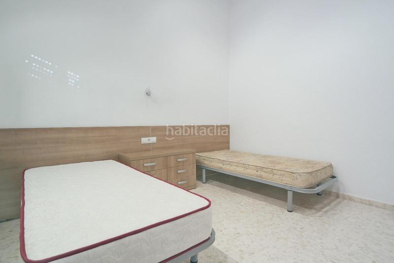 Foto 02837bde-914d-4deb-8b69-0330da466588. Casa aparellada amb aparcament a Caballero Bonald-S. José Obrero-Guadalcacín Jerez de la Frontera