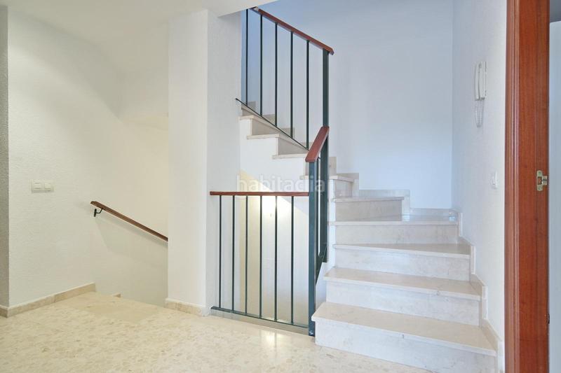 Foto 3bfea6bb-7c30-4552-8594-62a2cb1971e7. Casa aparellada amb aparcament a Caballero Bonald-S. José Obrero-Guadalcacín Jerez de la Frontera