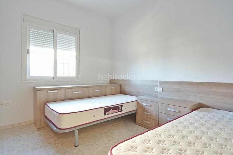 Foto 4e457eb4-a921-45fa-a624-d900b2b09da2. Casa aparellada amb aparcament a Caballero Bonald-S. José Obrero-Guadalcacín Jerez de la Frontera