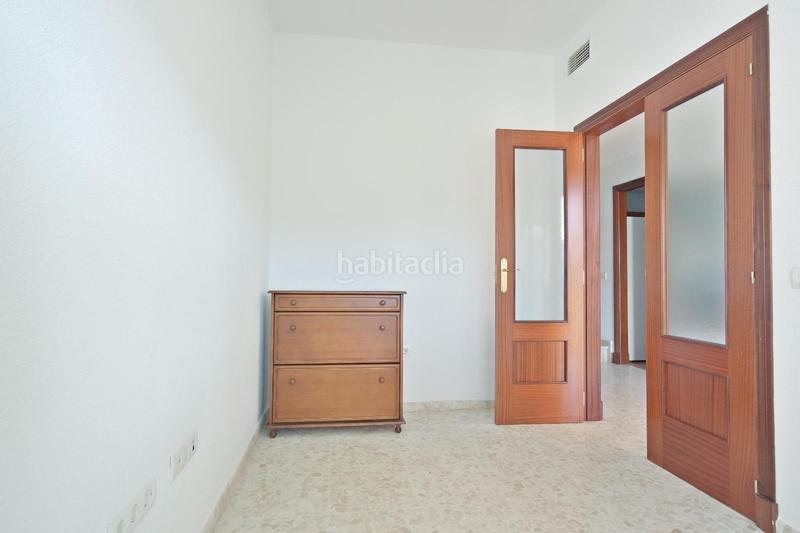 Foto a8aa7b3f-b3d1-4e9f-83b7-2cc153d512d3. Casa aparellada amb aparcament a Caballero Bonald-S. José Obrero-Guadalcacín Jerez de la Frontera