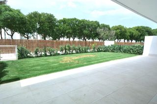 Planta baixa a Las Tres Piedras - Costa Ballena. Exclusiva planta baja en costa ballena con amplios patios