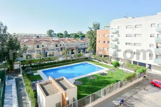Pis  Calle seneca. Piso en jardines de pozoalbero