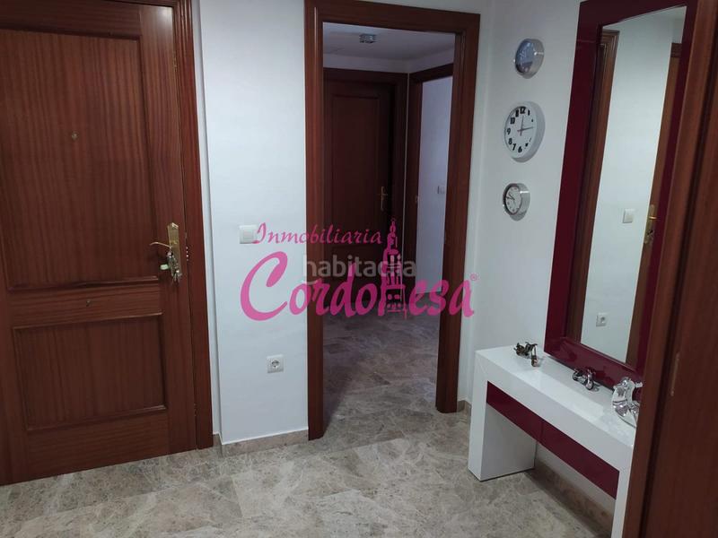 Foto 25aac5d0-298b-4368-bd71-f101f22c9ad6. Appartamento con riscaldamento parcheggio piscina in Córdoba