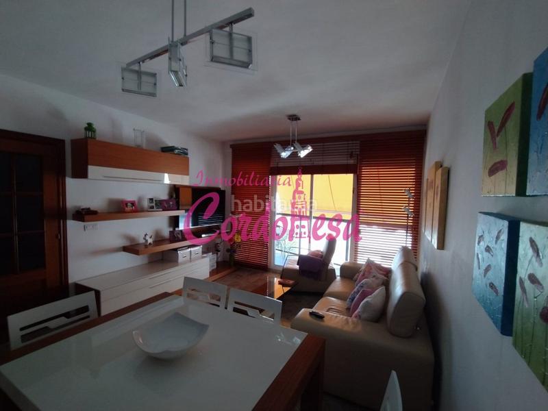 Foto 41d92075-e9c7-46e0-8417-b17f68fe2825. Appartamento con riscaldamento parcheggio piscina in Córdoba