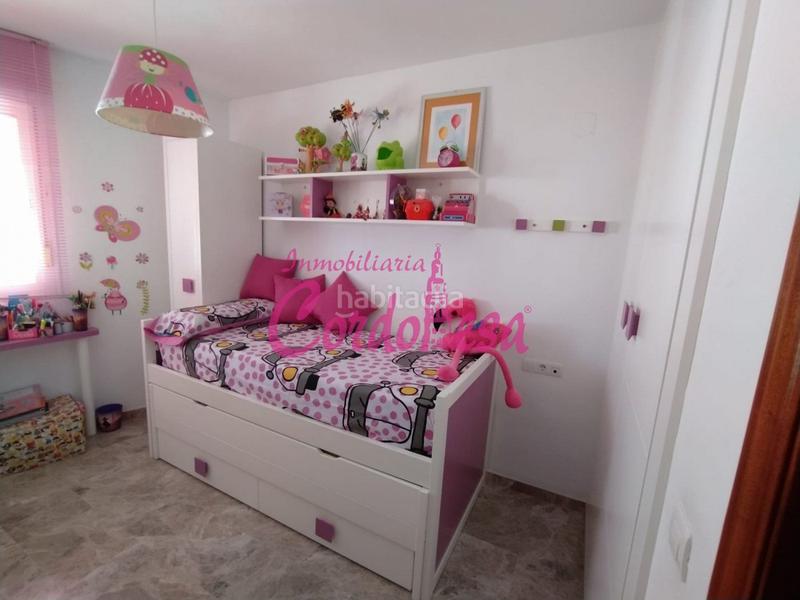 Foto 8e310ac0-f137-4cb0-b229-1765a2672d67. Appartamento con riscaldamento parcheggio piscina in Córdoba