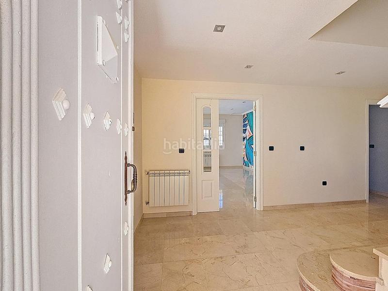 Foto 8dc2226a-23e2-4b1e-baa6-ece1eb1e9acf. Casa amb calefacció aparcament piscina a Paraíso Arenal - La Colina Córdoba