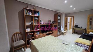 Etagenwohnung in Fátima - Levante