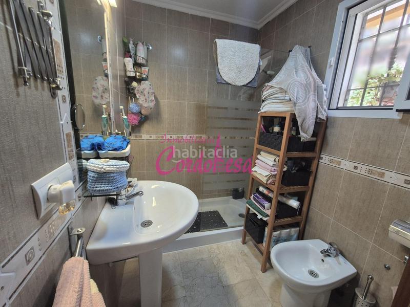 Foto 64c42934-4a5c-43fd-8da7-9b857e3d5c19. Chalet magnifico chalet con piscina y garaje en los encinares. Alcolea!!!! en Córdoba