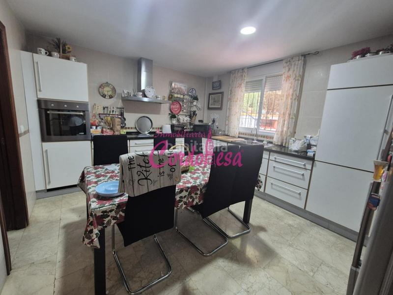 Foto d68a8fe6-75b7-4f3c-b668-75f5361e8995. Chalet magnifico chalet con piscina y garaje en los encinares. Alcolea!!!! en Córdoba