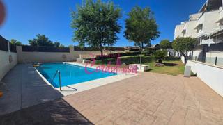 Maison jumelée à Paraíso Arenal - La Colina. Excelente casa en la urbanización arenal 2000 de vpo