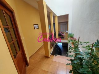 Casa in Casco Histórico  - Ribera - San Basilio. Magnifica vivienda de 2 plantas  azotea en zona el potro san ped