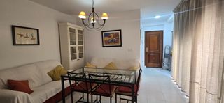 Flat in Ciudad Jardín - Zoco. Piso reformado de 3 dormitorios en avenida gran vía parque