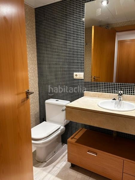 Foto 5be96d86-44c1-4722-894d-16c8839d0257. Piso excelente piso con garaje y trastero junto al vial en Córdoba