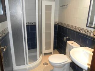 Location Appartement à Sta. Marina - San Andrés - San Pablo - San Lorenzo. Piso de pocos años de construccion en san lorenzo