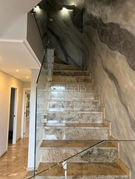 Foto 535fd307-595b-4652-82af-7d8ea982875a. Casa amb xemeneia calefacció aparcament piscina a Córdoba