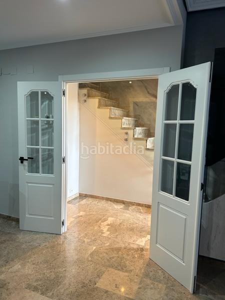 Foto c5f8bd26-544d-4e3d-86e4-c21675cd6d91. Casa amb xemeneia calefacció aparcament piscina a Córdoba