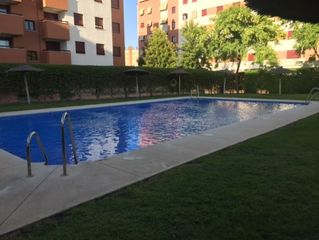 Miete Etagenwohnung in Ciudad Jardín - Zoco. Piso de  nueva construccion en zona zoco