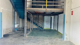 Miete Fabrikhalle in El Higuerón. Nave industrial junto al decathlon