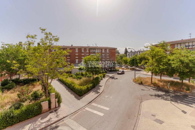 Foto ab35f5ff-4db2-492b-8094-f61b2f2db7ff. Piso  en venta en Almanjáyar Granada