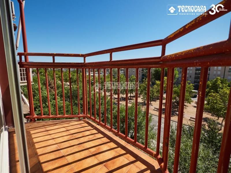 Foto 32661eba-5f6f-45ff-9cc3-0a35330bc5b3. Alquiler piso  en alquiler en Joaquina Eguaras Granada