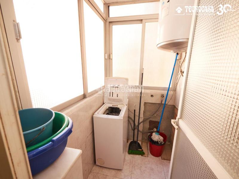 Foto f6d9b33c-ee2d-4cc2-9fc0-48d797c34ea4. Location appartement avec chauffage dans Joaquina Eguaras Granada