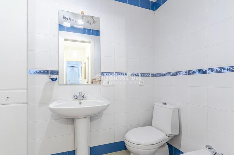 Foto 39f246c9-f7d1-4182-a2c0-de74fc773fcb. Piso  en venta en Almanjáyar Granada