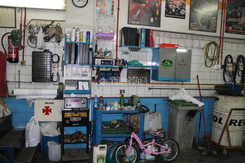 Foto 41f6ac22-5286-44d0-989d-d3a7803643d0. Local comercial  en venta en Joaquina Eguaras Granada