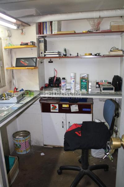 Foto e6d858c5-de16-44e3-aa68-40c9da9fbc2d. Local comercial  en venta en Joaquina Eguaras Granada