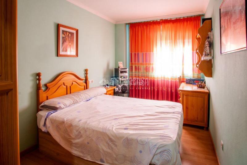 Foto 486897a2-d5f5-4f26-a5a9-765021a4fd74. Appartement avec parking dans Almanjáyar Granada