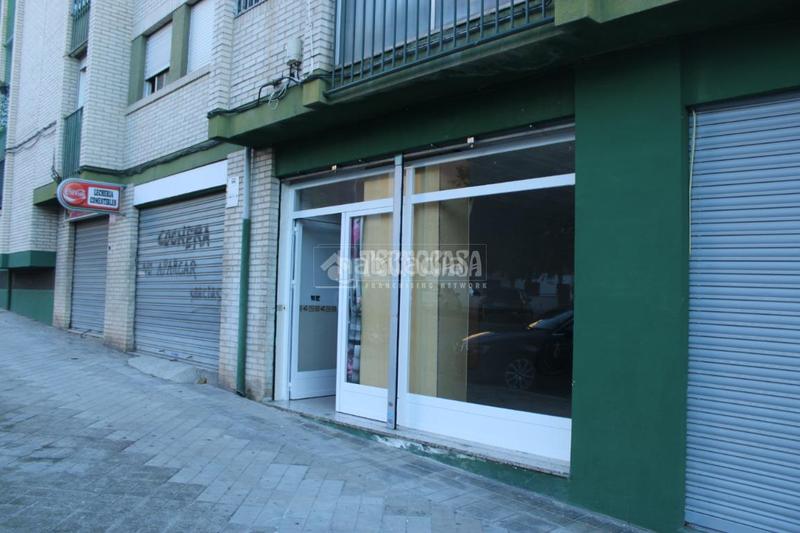 Foto 17c1f211-280e-4292-ab36-de4ca034638a. Local commercial dans parque nueva Granada Granada