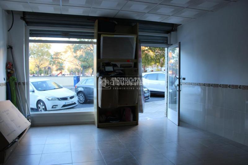 Foto 5f68df5d-47d6-4119-b331-df2e1eb81a8a. Local commercial dans parque nueva Granada Granada