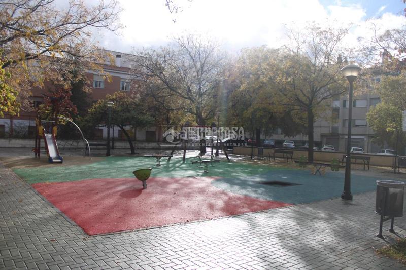 Foto 7f3e9a45-9aed-44db-81f6-9c9c1496872e. Local commercial dans parque nueva Granada Granada