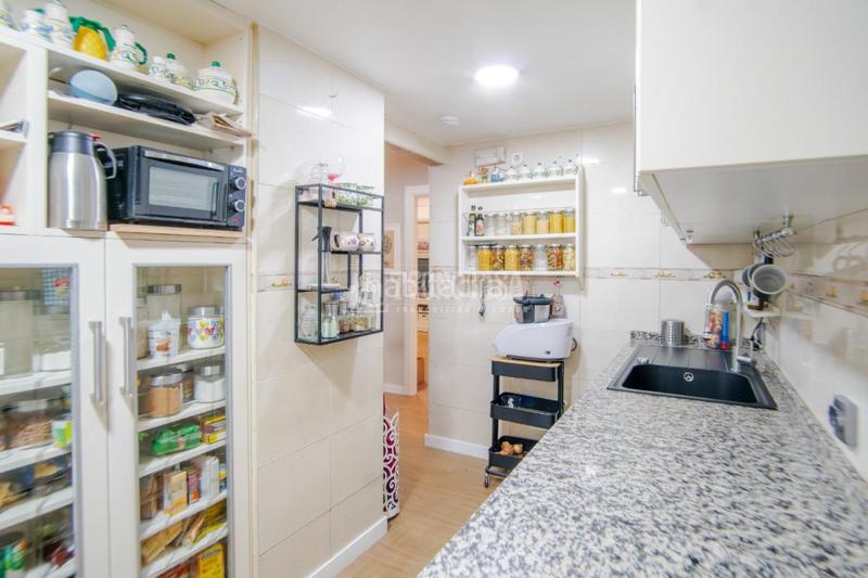 Foto 16f00089-1dd6-43ed-85ed-e68ef5247764. Piso  en venta en Joaquina Eguaras Granada