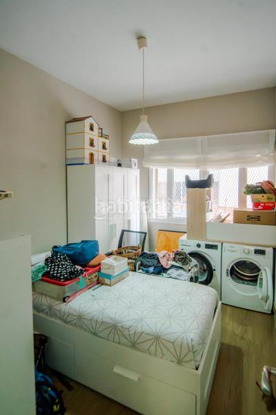 Foto c593c8ab-7bd8-4ebe-b7b7-91dc6433832d. Piso  en venta en Joaquina Eguaras Granada