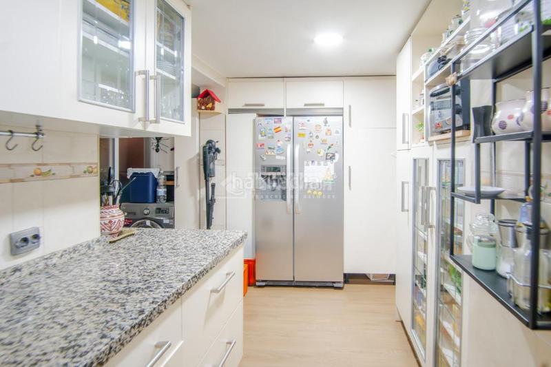 Foto e193f196-47a0-40b4-825c-6e34834dce8a. Piso  en venta en Joaquina Eguaras Granada