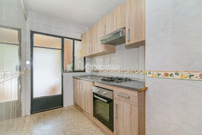 Foto a3a39b35-ac98-490c-82ce-159838d0df81. Pis a Cartuja Granada