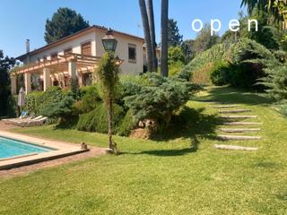 Xalet a El Brillante -El Naranjo - El Tablero. Open inmobiliaria ofrece en exclusiva este maravilloso chalet zo