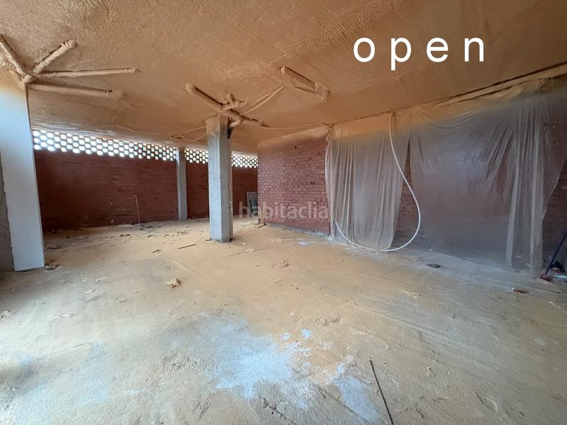 Foto 823a9174-a83d-4922-bde3-003553a1ac4c. Alquiler local comercial  zona hipercor en Córdoba