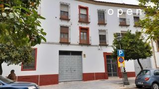 Building in Casco Histórico  - Ribera - San Basilio. Magnífico y luminoso edificio residencial zona judería