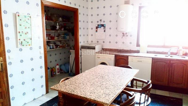 Foto b54162c1-3060-47e0-b4b9-b28bd04d43d5. Haus mit heizung pool in casco histórico - ribera - san basilio Córdoba