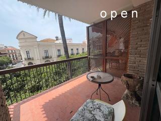 Appartement à Centro. Gran piso en un edificio señorial en pleno centro de córdoba