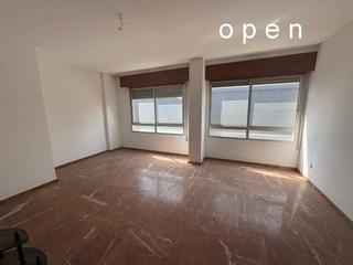 Pis a Centro. Piso en pleno centro cerca del corte inglés