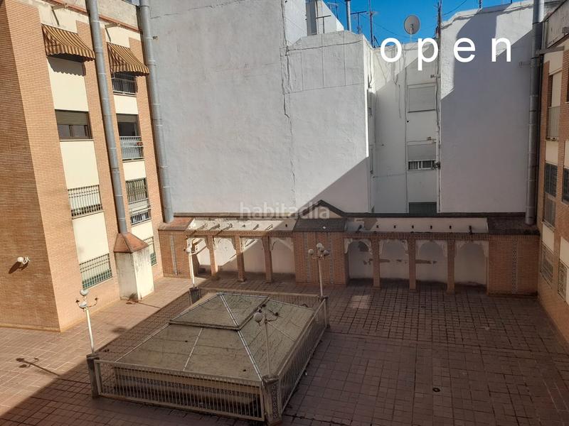 Foto c6264732-3e25-4d55-a2a0-ef33402c9388. Rent flat with heating in Ciudad Jardín - Zoco Córdoba