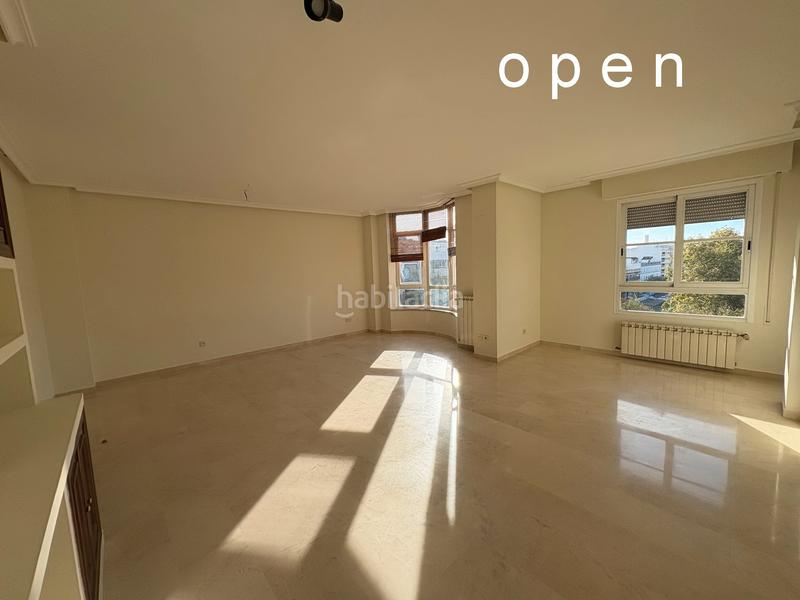 Foto 03428adb-8b09-4792-8662-5863e3ea10fa. Alquiler piso  exterior con vistas en el centro en Córdoba